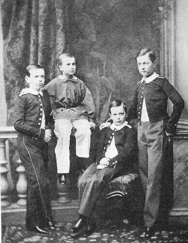 великие князья Александр, Алексей, Владимир, Николай