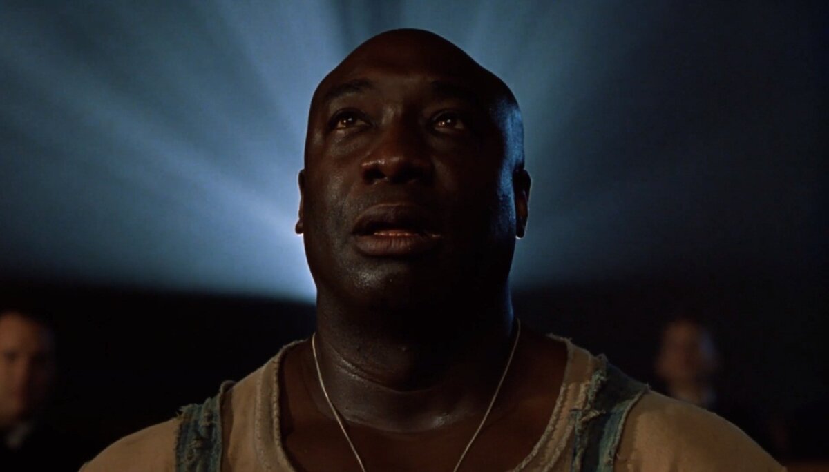 Джон Коффи на кадре трейлера фильма "Зелёная миля" (1999)