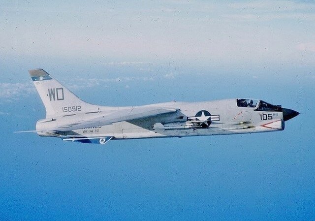 Все мы знаем войну во Вьетнаме. Все мы знаем легендарный McDonnell Douglas F-4 Phantom II, который на этой войне заслуженно прославился.