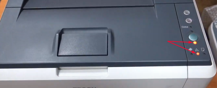 Данные индикаторы горели перед заправкой картриджа. Это означало, что нужно заменить тонер-картридж