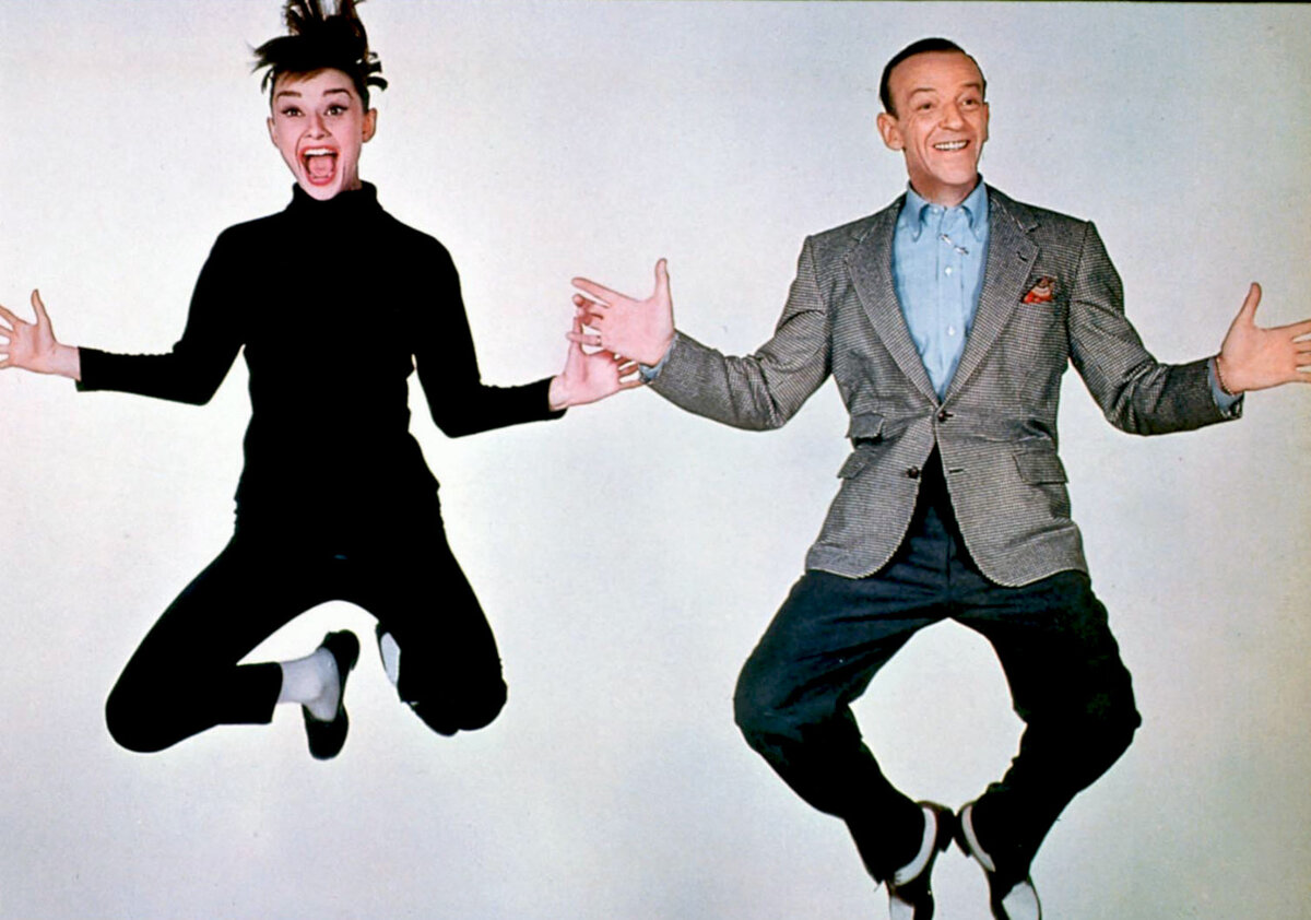 Одри Хепбёрн и Фред Астер в фильме "Забавная мордашка", 1957 г.