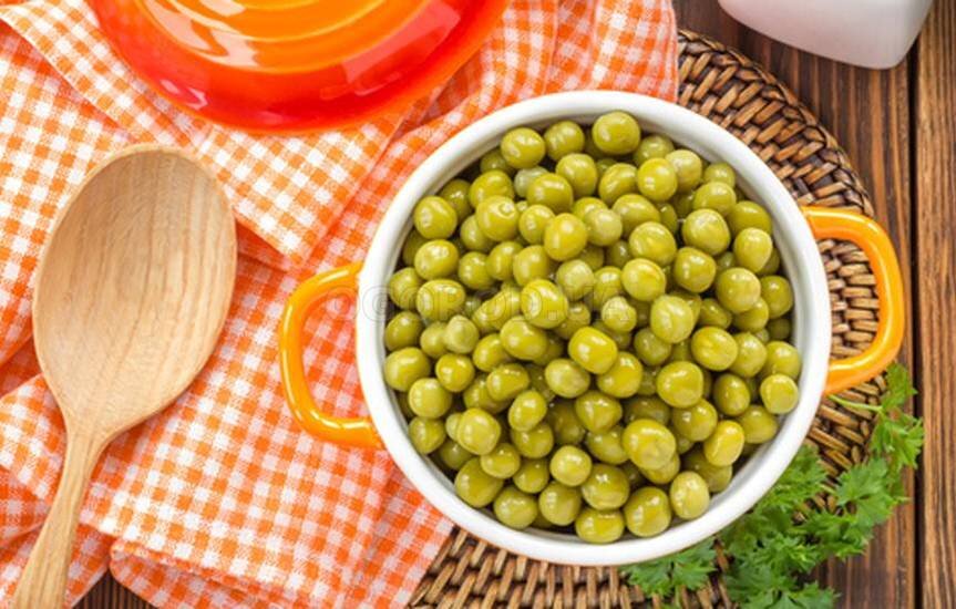 Fin dall'infanzia, sapevo che la dispensa avrebbe dovuto avere di riserva un barattolo di piselli e mais in scatola.-4