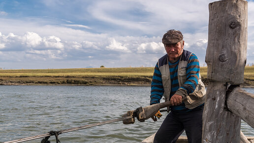 харон стикс. паромщик на том берегу. река стикс харон. паромщик картинки. лодочник харон харон.