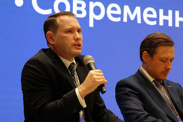    «Особенно казанцы у нас в хорошем смысле избалованы эстетикой, поэтому удивить наших школьников, нашу молодую поросль очень сложно какими-то интересными решениями»