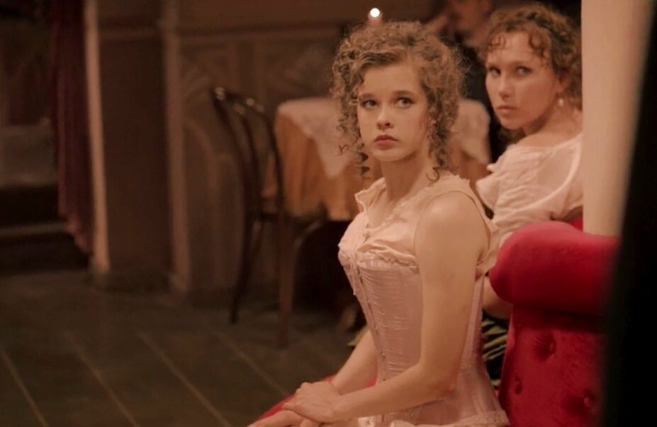 фильм "Яма", показывали по первому каналу.