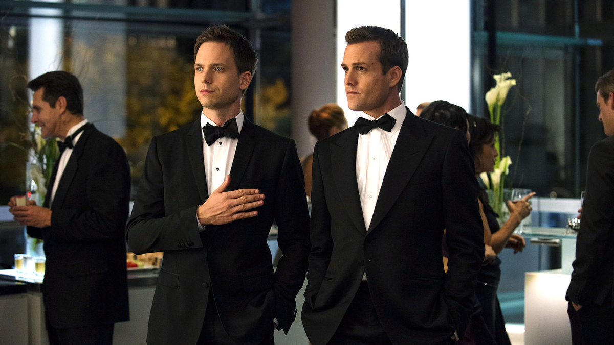 Кадр из сериала "форс-мажоры", фото с сайта staff-online.ru