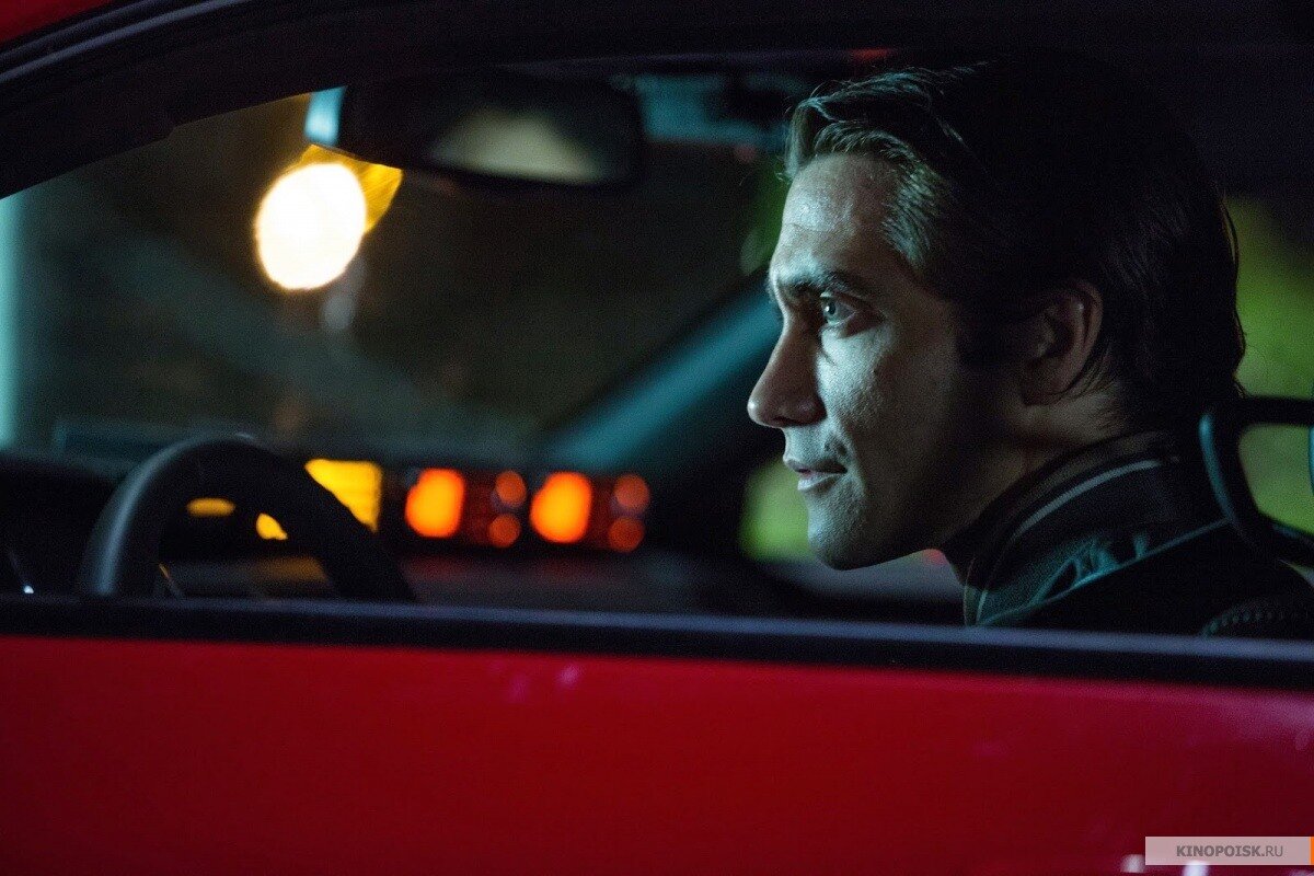 Джейк Джилленхол в роли Луиса Блума в х/ф «Стрингер»