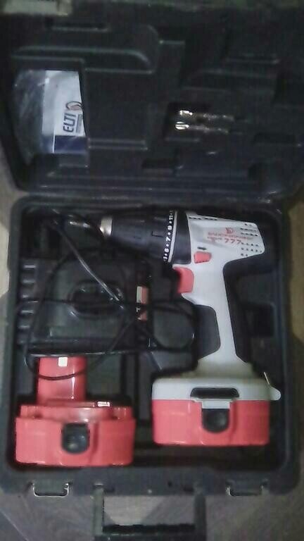 Фото автора. Шуруповёрт - чудо, облегчившее многие бытовые процессы