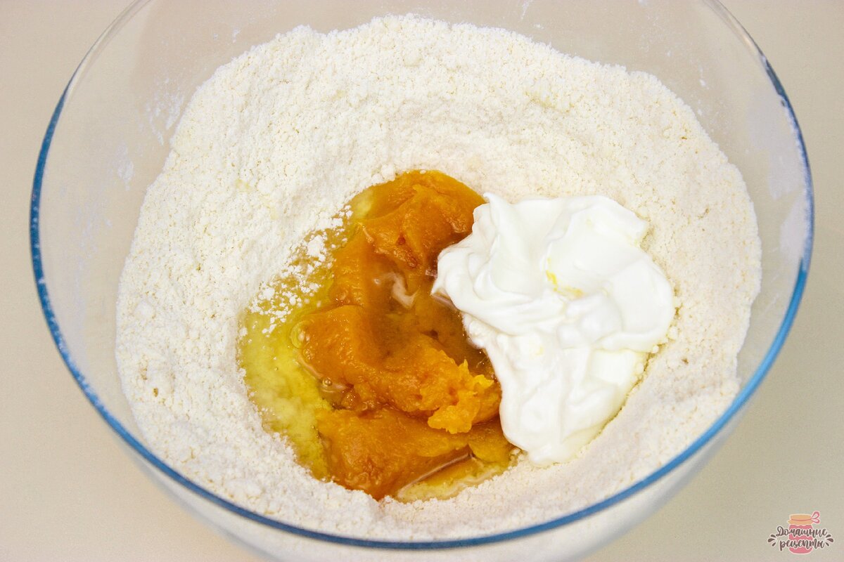 Сальса беарнез соус. Картошка пюре заливается молоком. Беарнский соус (беарнез). Пюре со сметаной. 200 гр картофельного пюре.