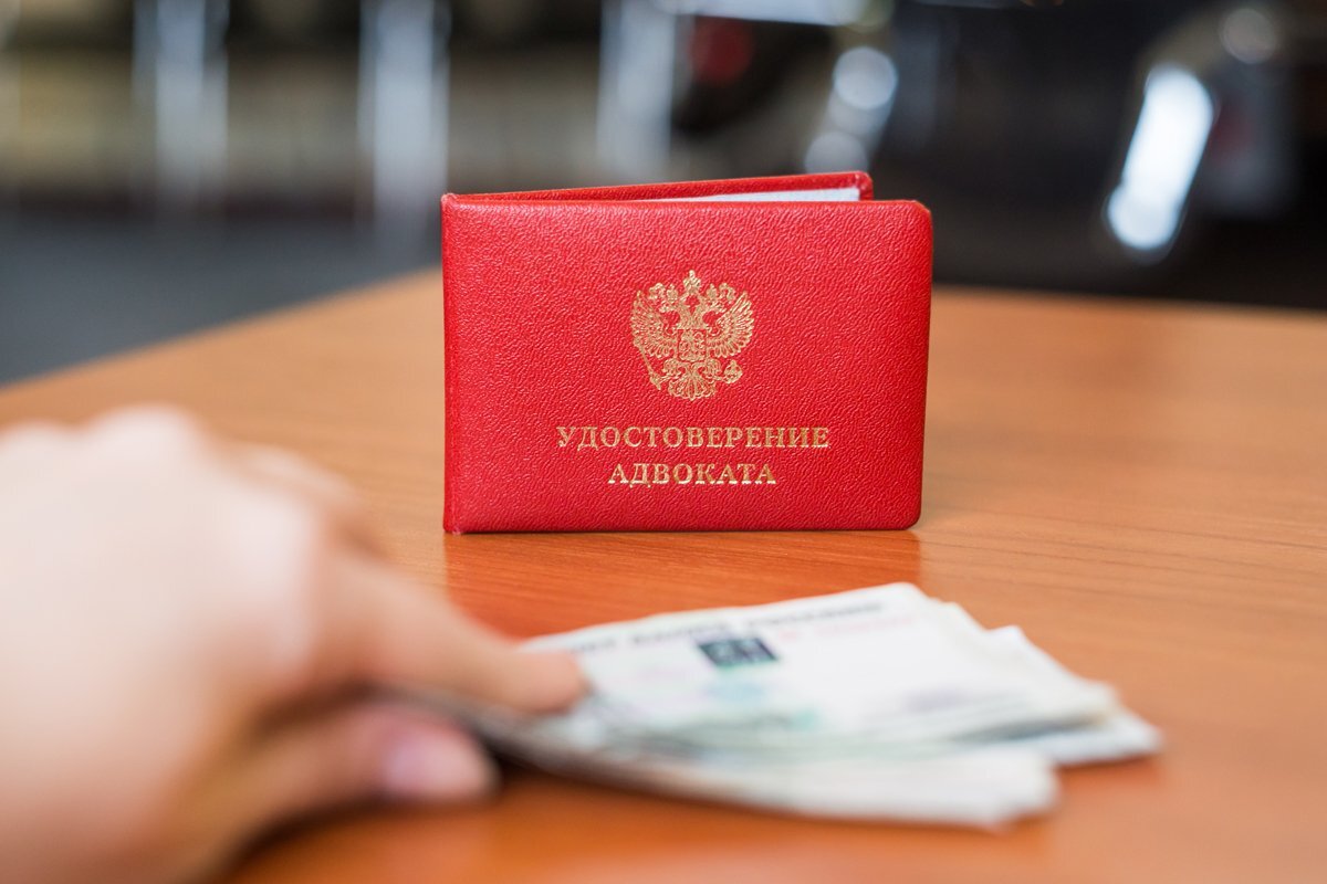 Консультация адвоката. Изображение взято с сервиса Яндекс.Картинки