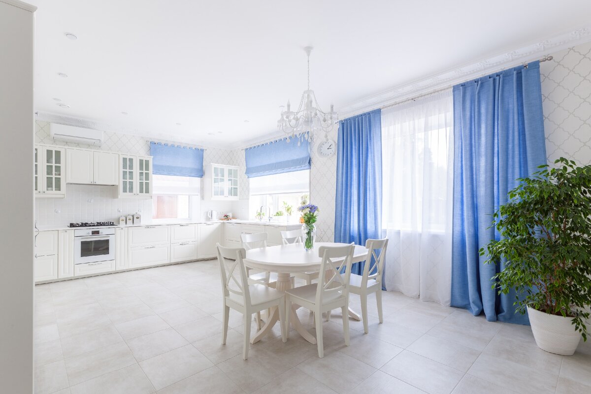 Голубой цвет уменьшает аппетит.