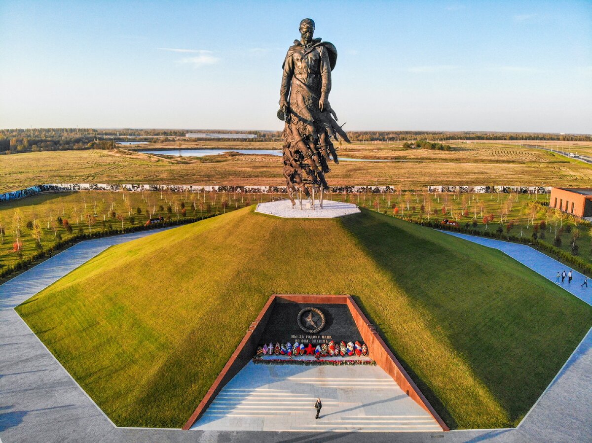 Ржев мемориал советскому