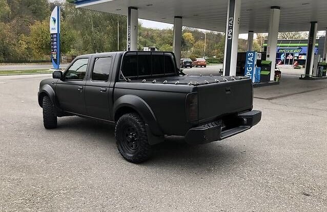 Nissan NP300 (Ниссан НП300) 2014 года.