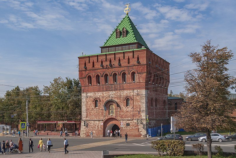 Дмитровская башня Нижегородского кремля. За фото спасибо Алексею Трефилову.