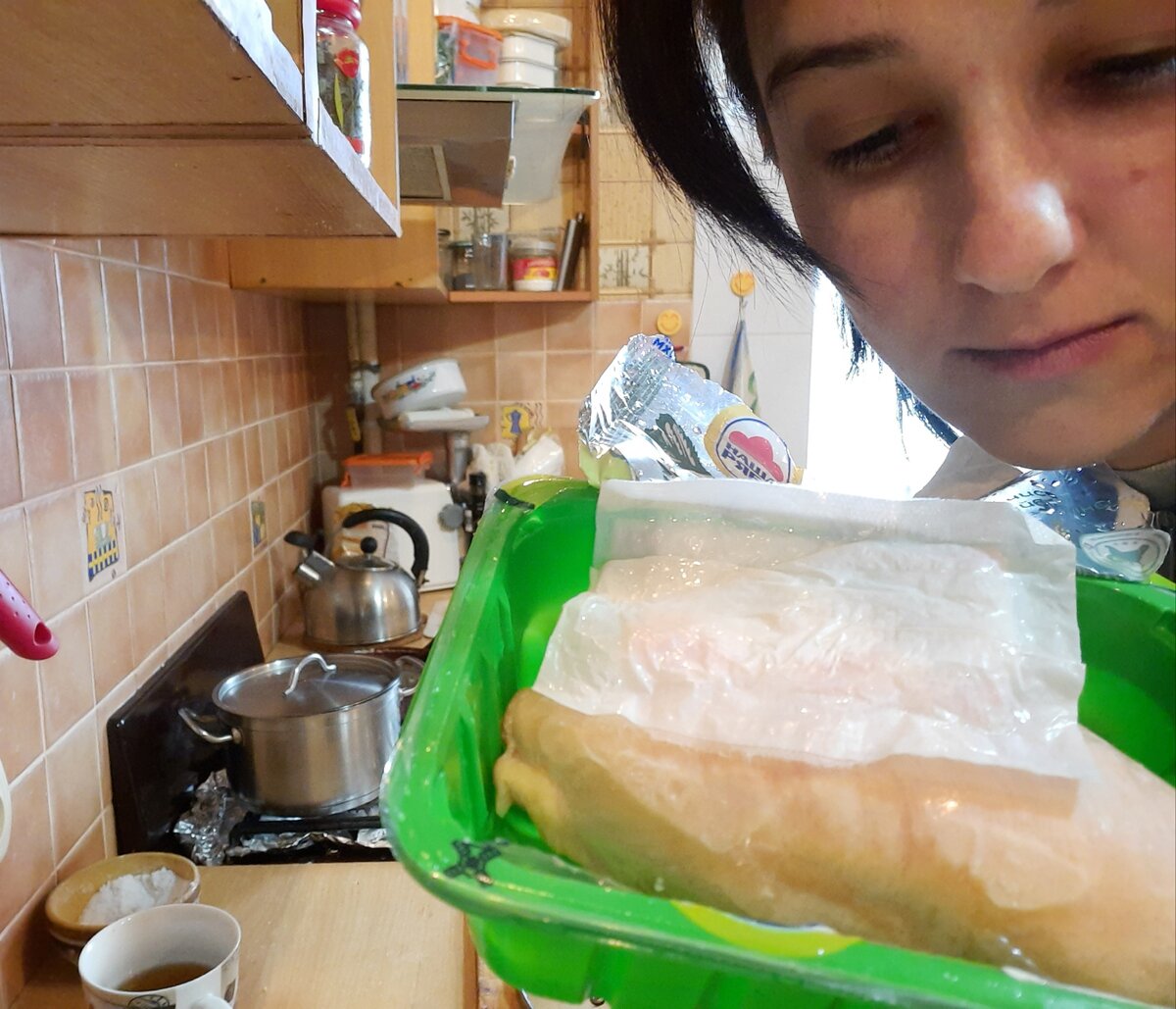 Думу гадаю.