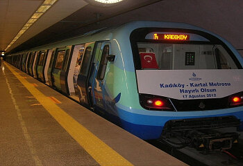 Метро в Стамбуле перевозит ежедневно почти миллион пассажиров. Это один из ключевых видов общественного транспорта в мегаполисе.