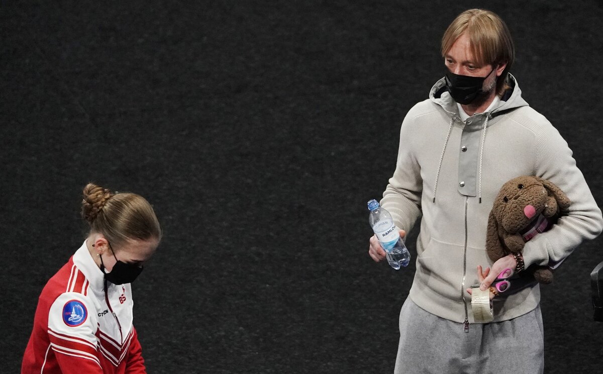 Трусова уходит 