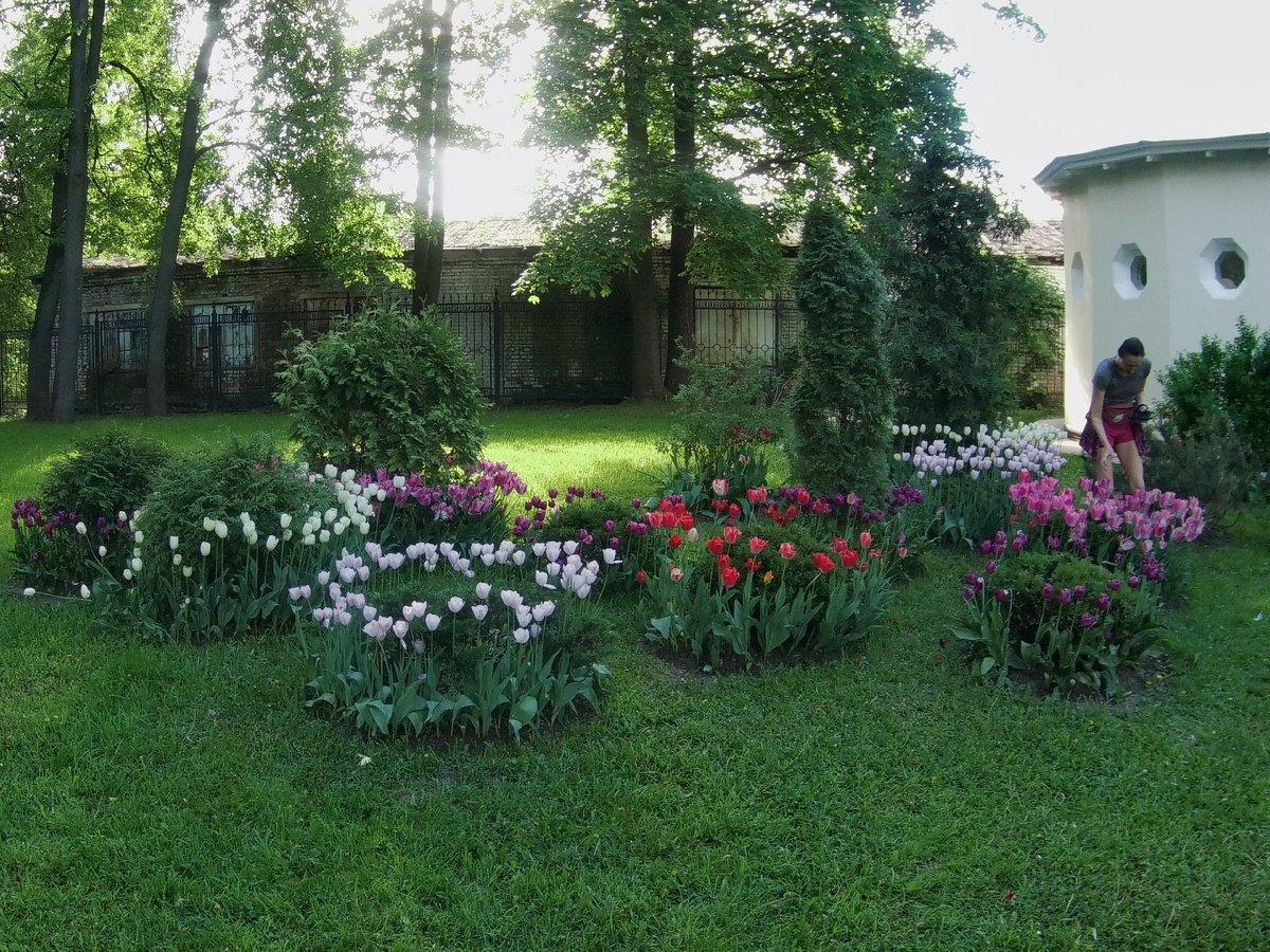 Листайте вправо