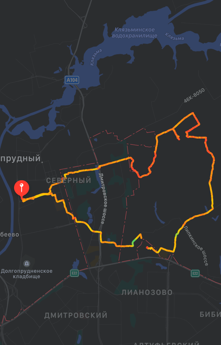 Это был наш маршрут, а там, где трек прерывается - это мы заодно решили заехать в Декатлон и сделать ТО для велосипедов. Очень удобно:)