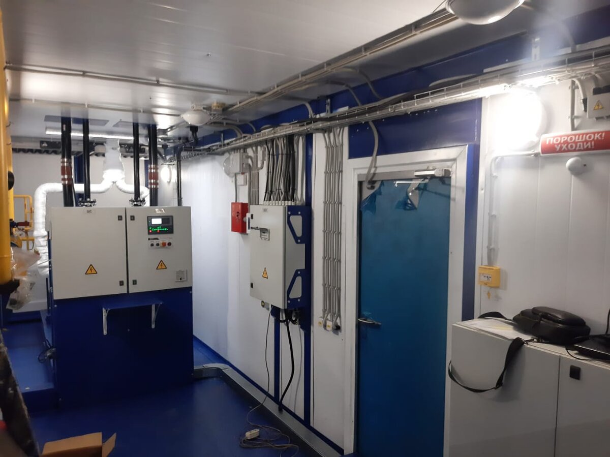 Внутри контейнера