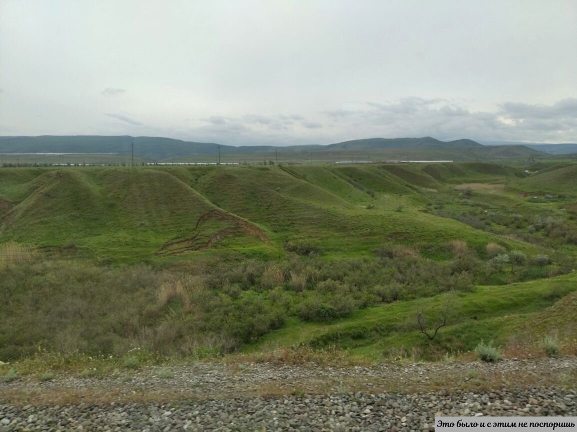 Северные окрестности Махачкалы. Фото автора. 