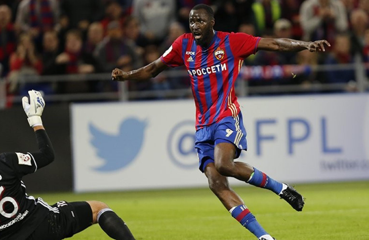 ТОП 10 самых высоких футболистов