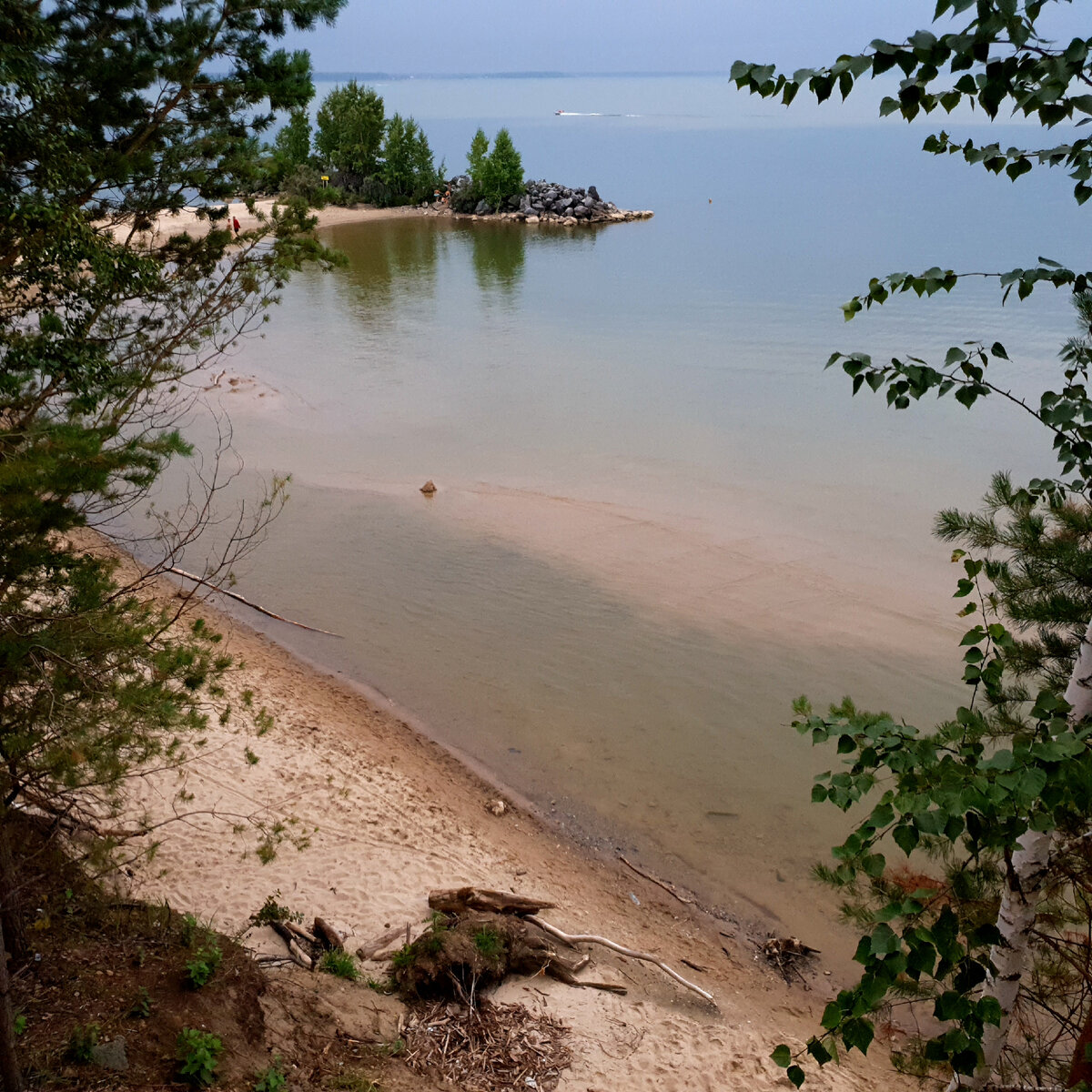 На камнях Бердск. Парк отдыха на камнях Бердск. Парк на камнях Бердск фото. Горка на камнях Бердск.