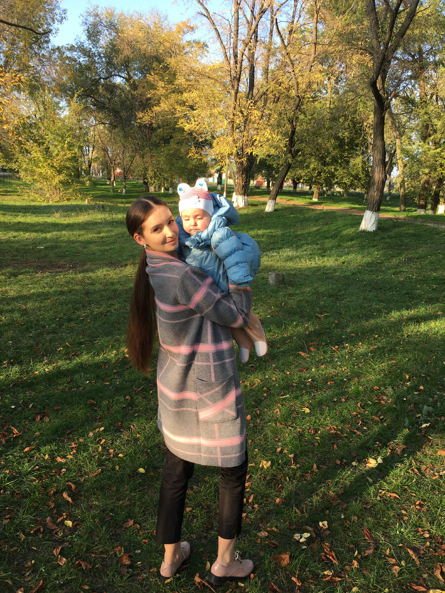 Автор блога с дочкой