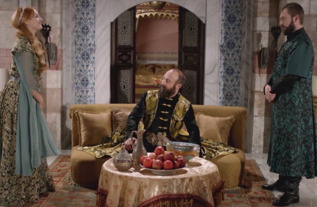 Трапеза султана Сулеймана. Кадры из сериала Великолепный век