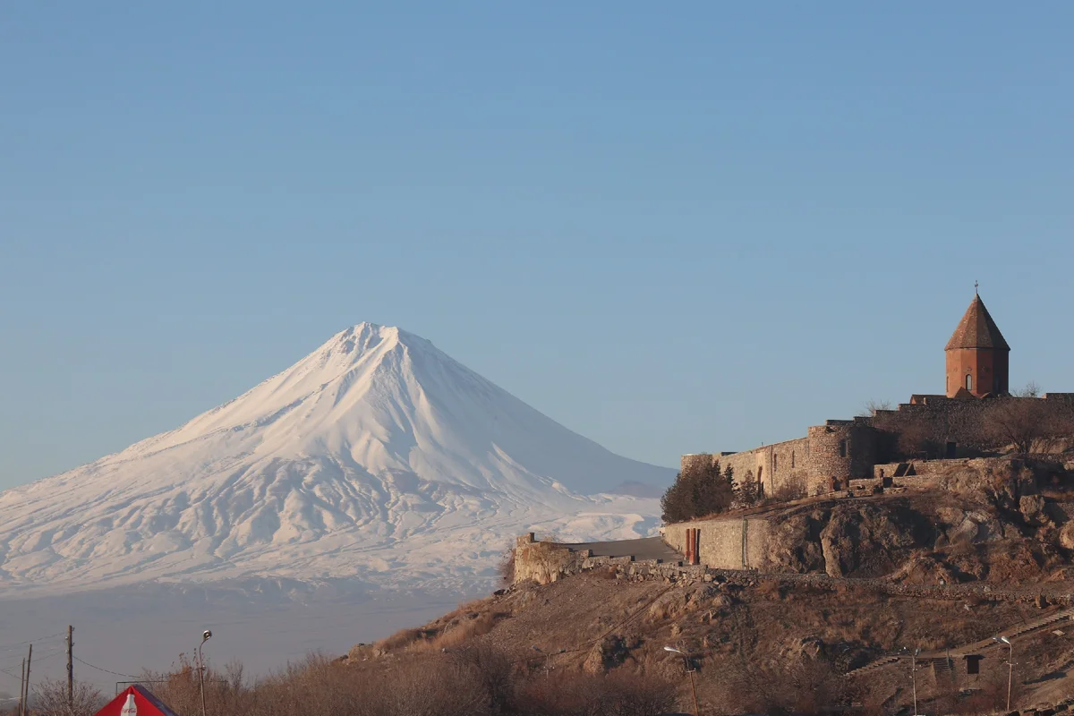 Армения Арарат монастырь хор Вирап