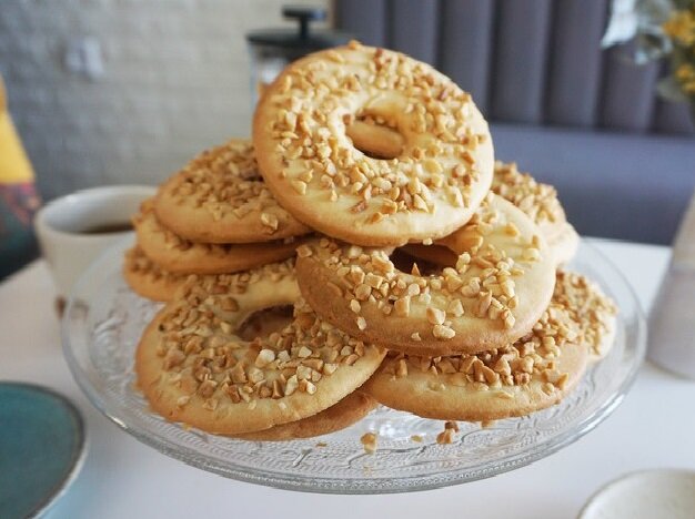 Песочные кольца с орехами