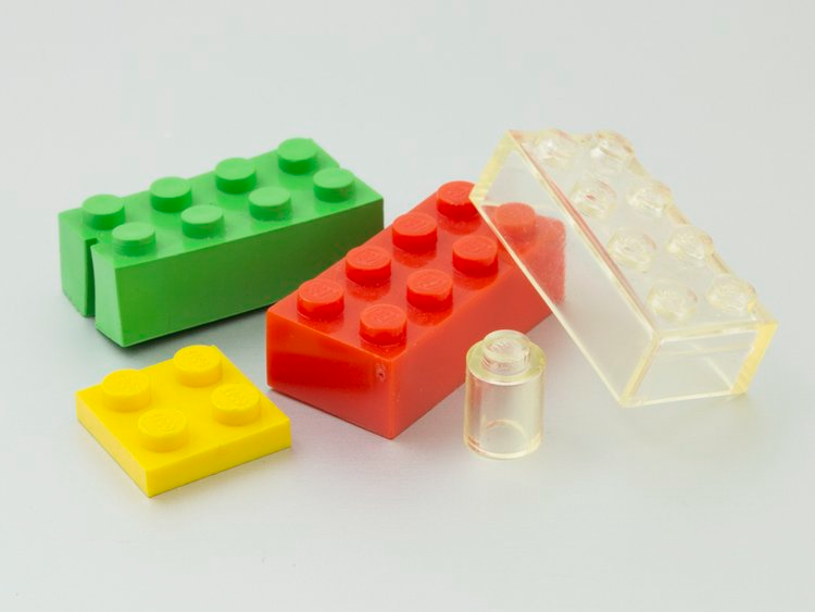 Все виды пластика, который используют в Лего | Легонавты | Всё о LEGO | Дзен