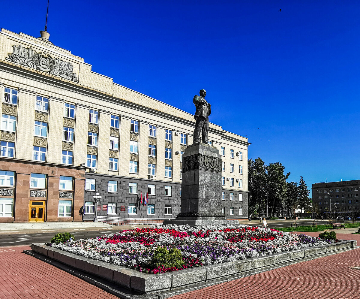 Площадь ленина орел
