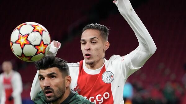   © AP / Peter Dejong