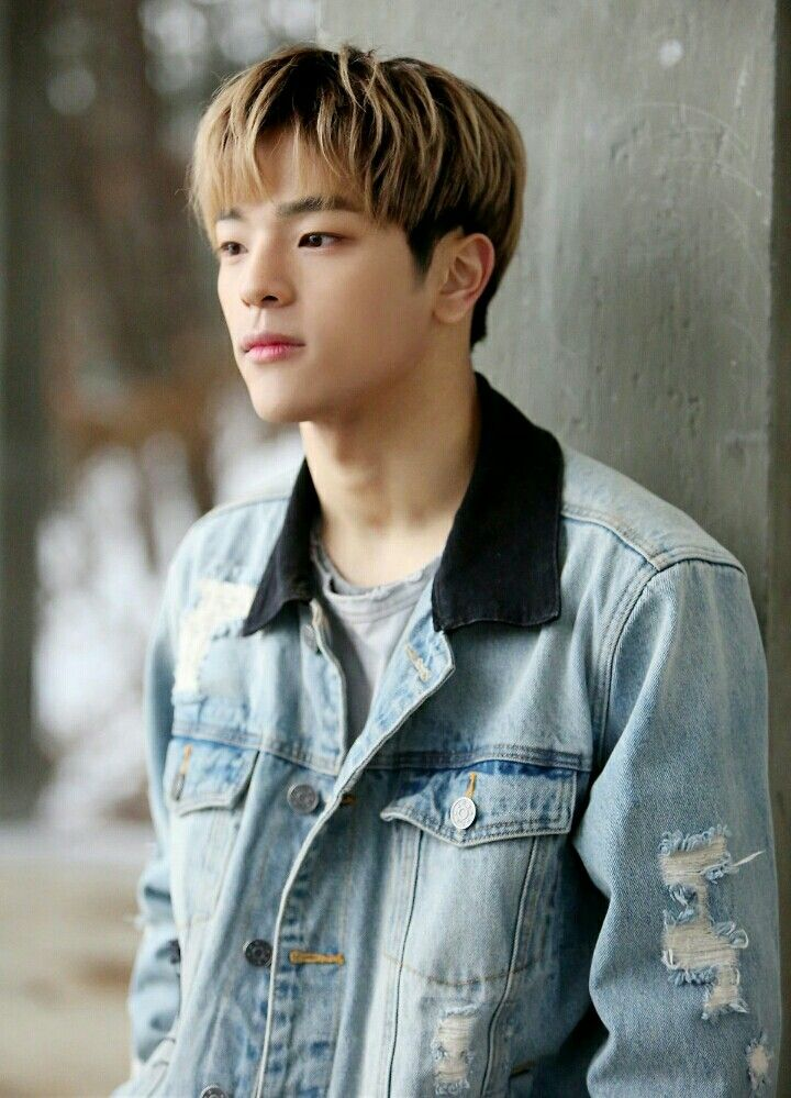 Уджин. Stray Kids Юджин