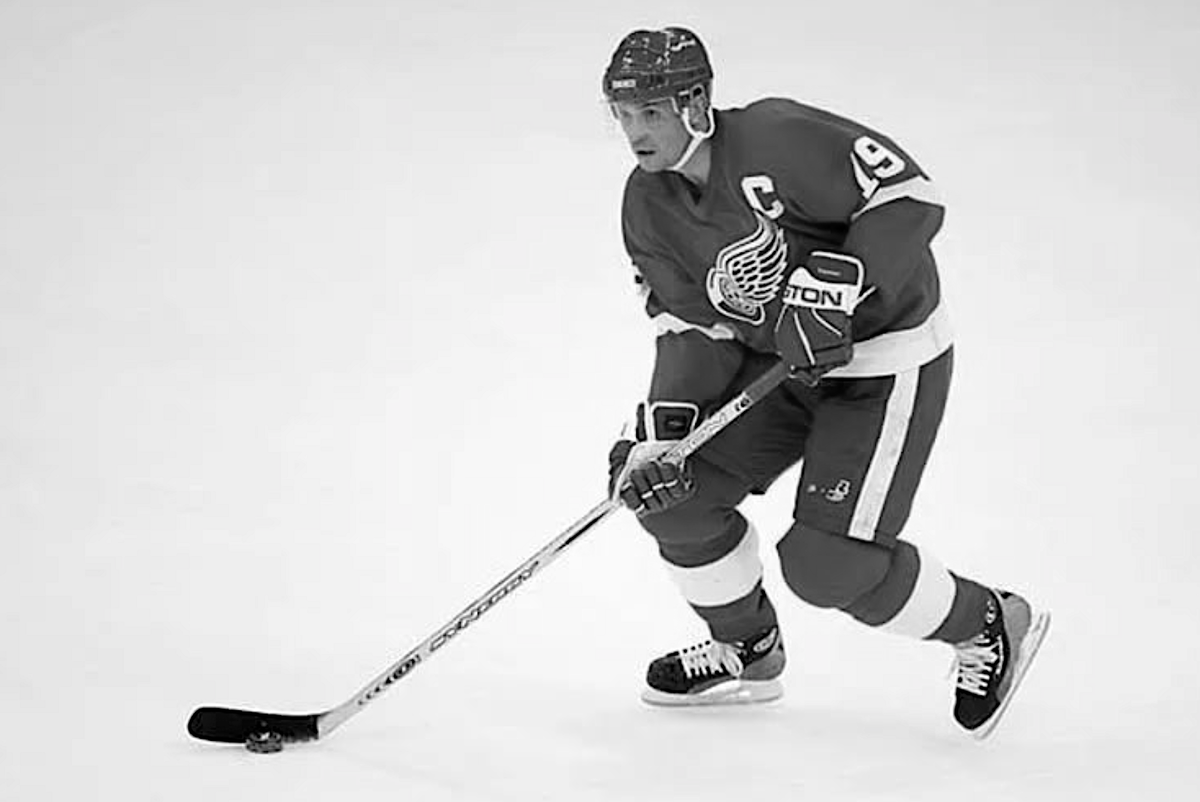 #Стив Айзерман