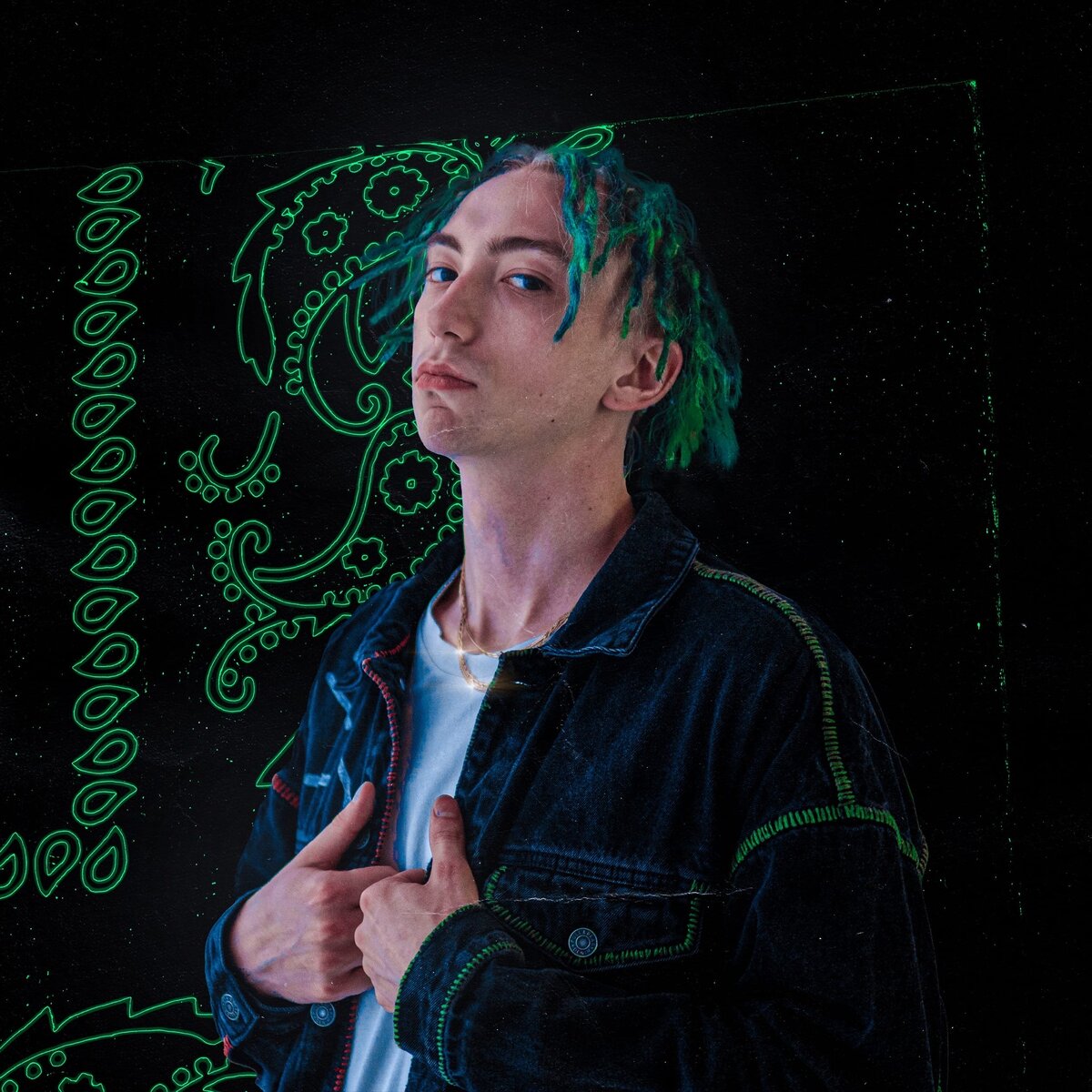 FURRY-рэпер из ЮВАО, автор хита 2016 года "Ты не шаришь".