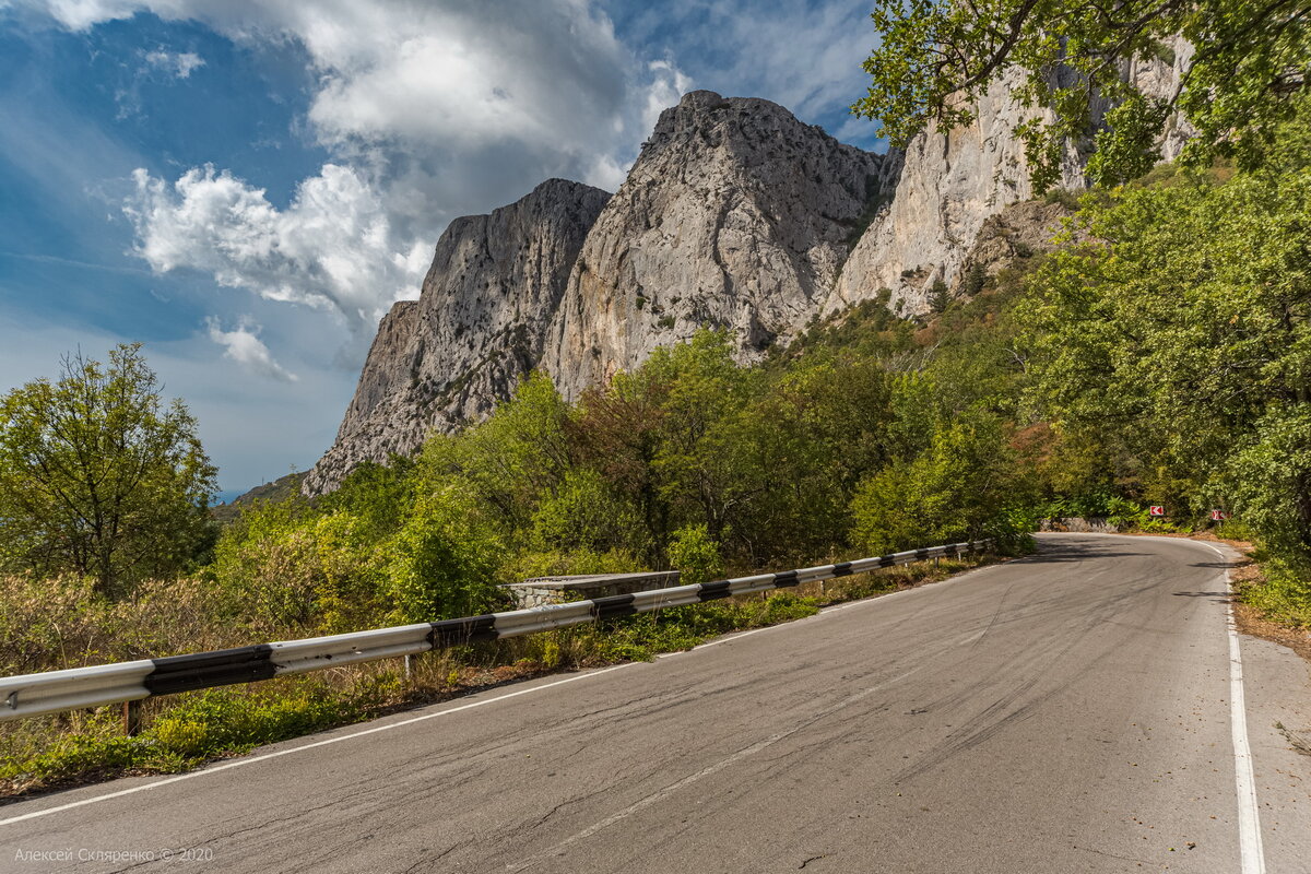 Горы в Крыму Наблюдаемые со Севастопольского шоссе