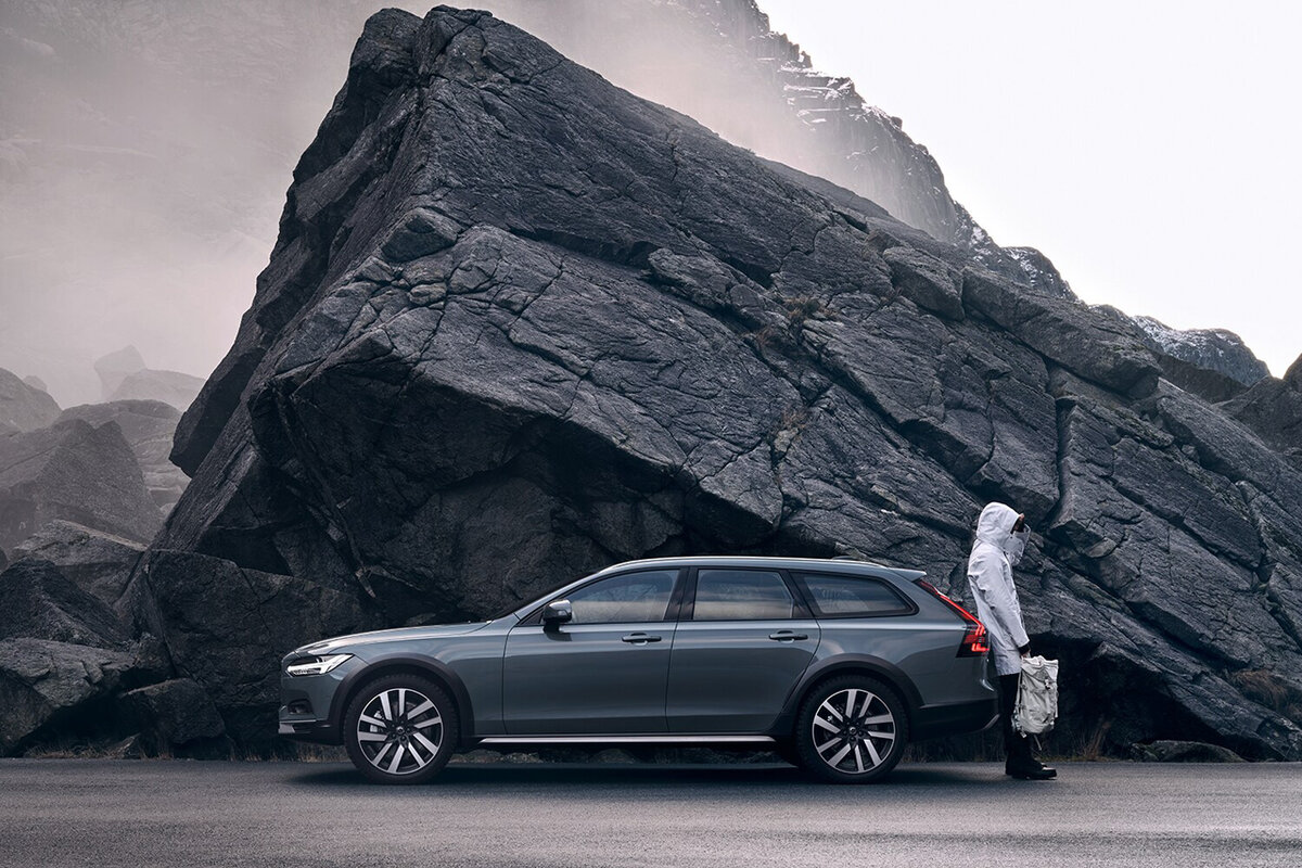 Volvo V90 Cross Country
