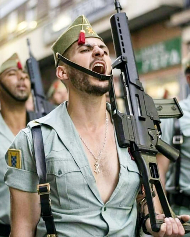 "Да здравствует смерть!" - боевой клич легионеров