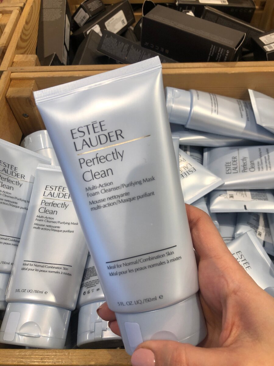 ESTÉE LAUDER Средство 2в1 (пенка+маска) 1639 руб.