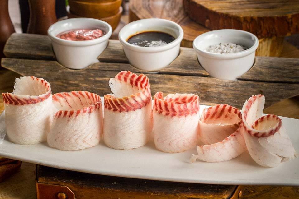 Рыбная строганина