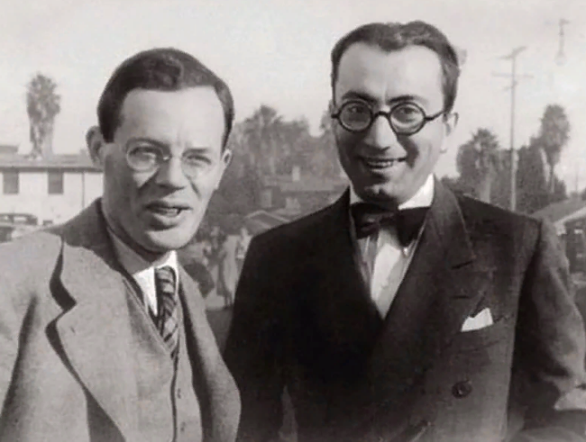 И.Ильф      и Е. Петров 