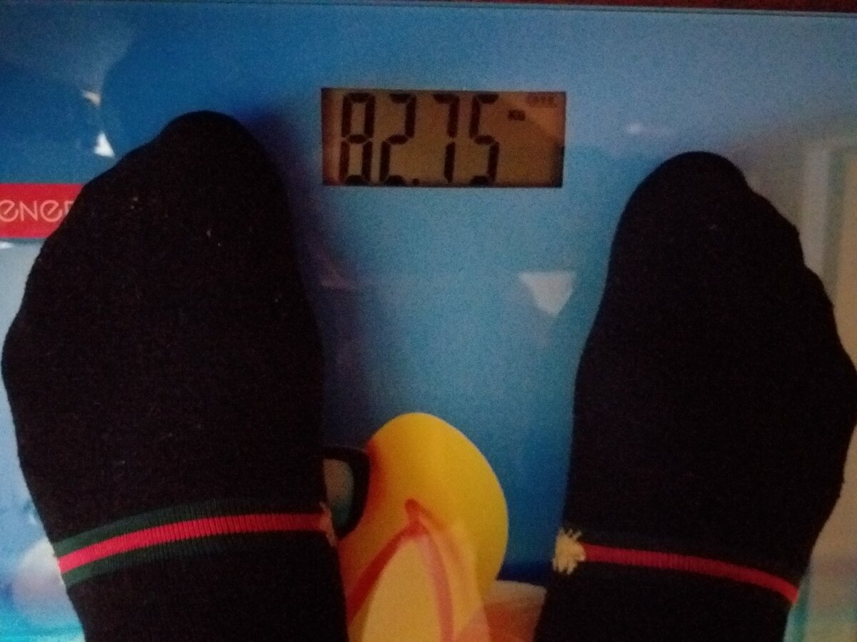 + 20 кг за 6 месяцев ( я с майонезом даже так не весила) и рожать пошла с меньшим весом.