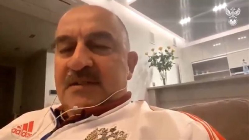 Станислав Саламович, тренируйте спокойно, только не звоните больше журналистам, пожалуйста!)