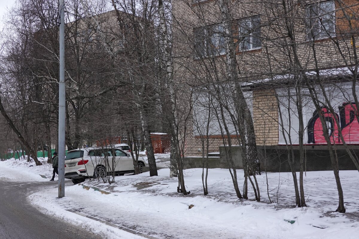 Лучший советский фильм 1971 года снимали в Средней Азии и Москве. Евгений Иванович Трошкин жил в доме по адресу Проспект Вернадского, 49.-13