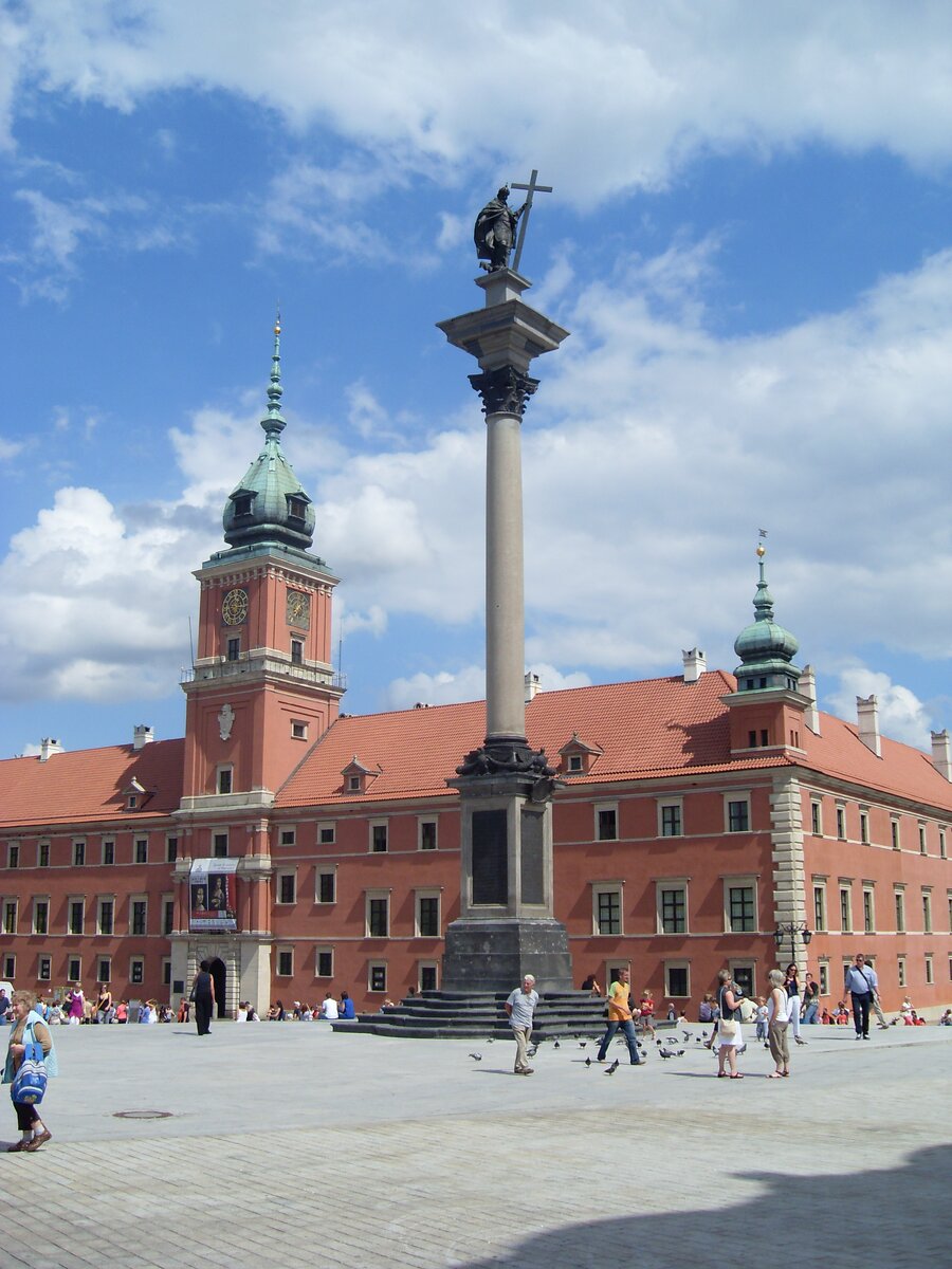 Варшава, Замковая площадь, Колонна Сигизмунда III (высота 22 метра)