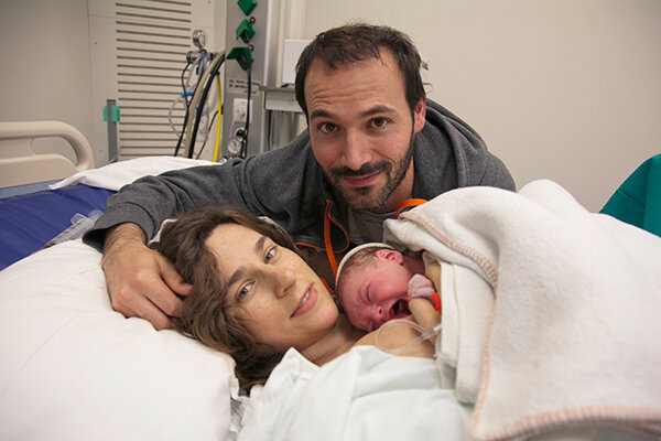 Подробностями этой неловкой истории поделилась сама роженица