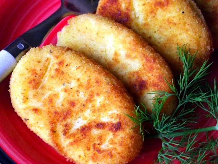 Картофельные ленивые вареники: их можно жарить и варить. И даже готовить без творога