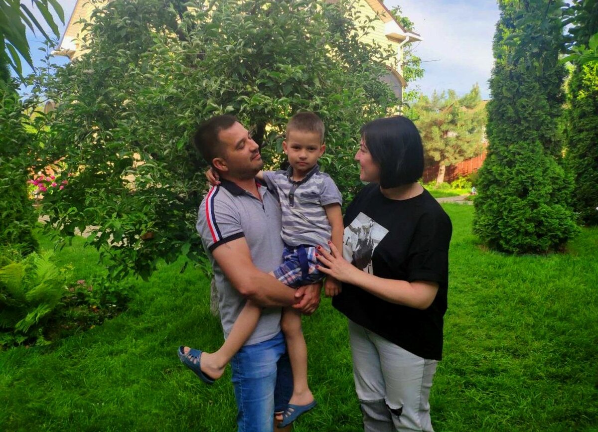 Семья Шароновых, фото из личного архива